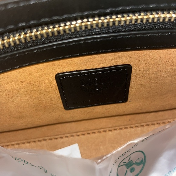 NWT: MCM Boston Leather mini bag - Picture 4 of 10